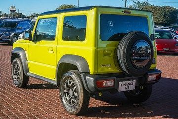https://vehicle-cdn.autoleague.cloud/32225_81010008_5.jpg