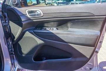 https://vehicle-cdn.autoleague.cloud/32225_81010020_11.jpg