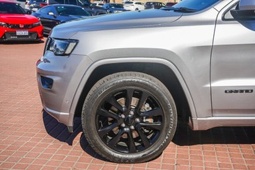 https://vehicle-cdn.autoleague.cloud/32225_81010020_5.jpg