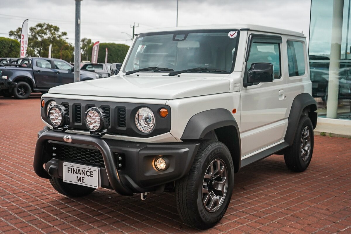 Suzuki Jimny image 4