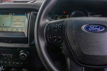 https://vehicle-cdn.autoleague.cloud/32225_81010033_15.jpg