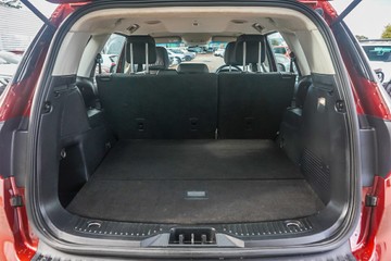 https://vehicle-cdn.autoleague.cloud/32225_81010033_19.jpg