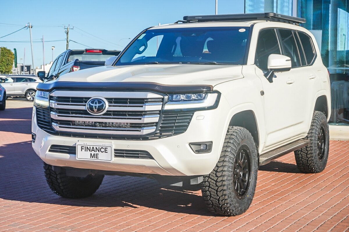 Toyota Landcruiser image 4