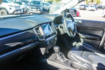https://vehicle-cdn.autoleague.cloud/32225_81010039_20.jpg
