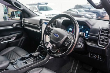 https://vehicle-cdn.autoleague.cloud/32225_81010042_13.jpg
