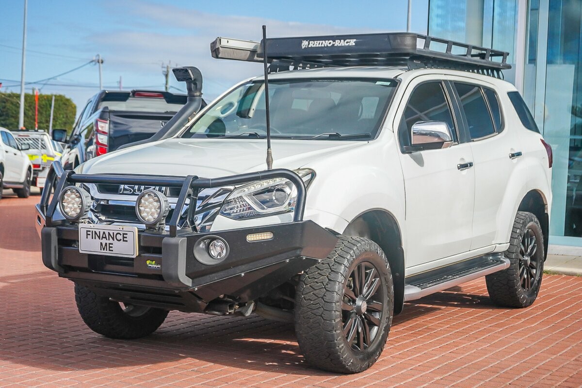 Isuzu Mu-x image 4