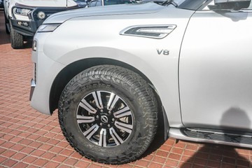 https://vehicle-cdn.autoleague.cloud/32225_81010054_5.jpg