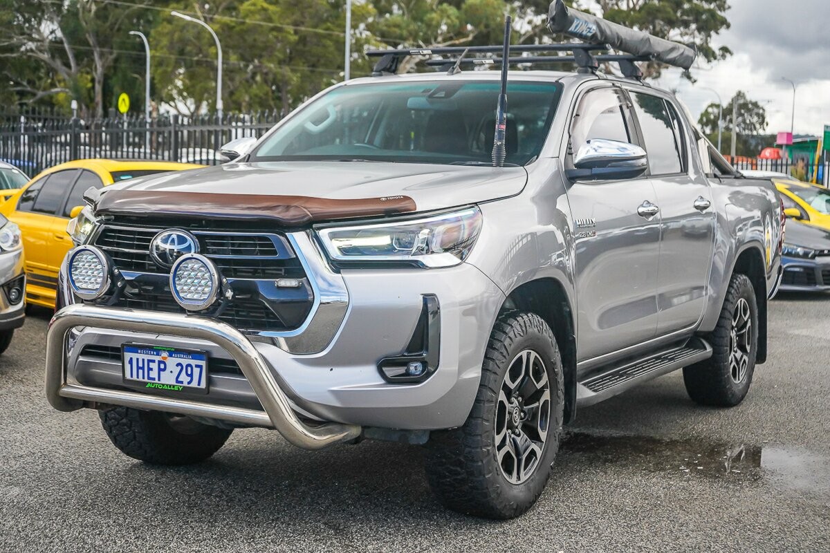 Toyota Hilux image 4