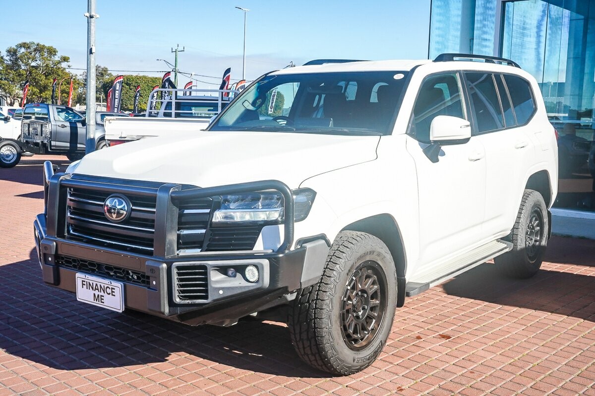 Toyota Landcruiser image 4