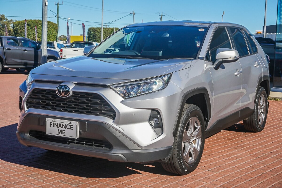 Toyota Rav4 image 4