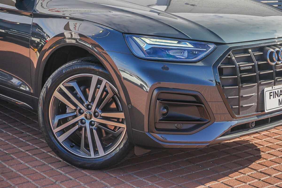 Audi Q5 image 2