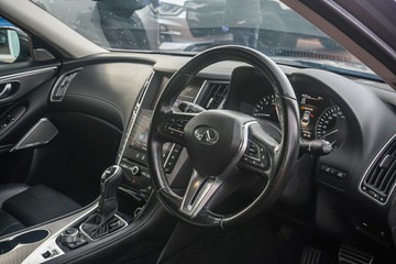 https://vehicle-cdn.autoleague.cloud/32225_81010077_13.jpg