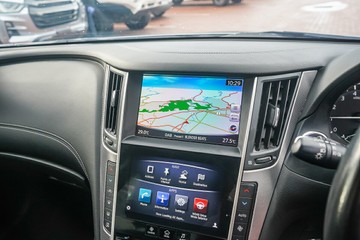 https://vehicle-cdn.autoleague.cloud/32225_81010077_17.jpg