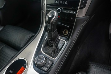 https://vehicle-cdn.autoleague.cloud/32225_81010077_18.jpg