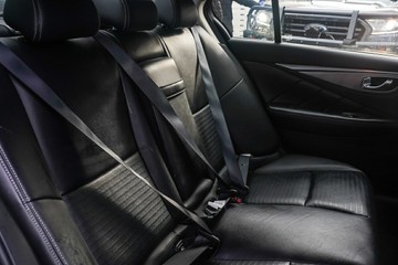 https://vehicle-cdn.autoleague.cloud/32225_81010077_9.jpg