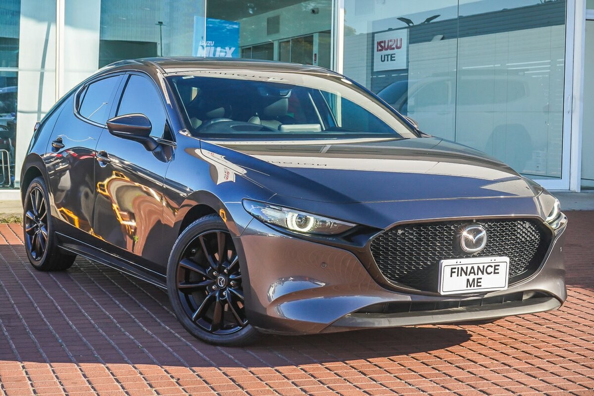 Mazda 3 image 1