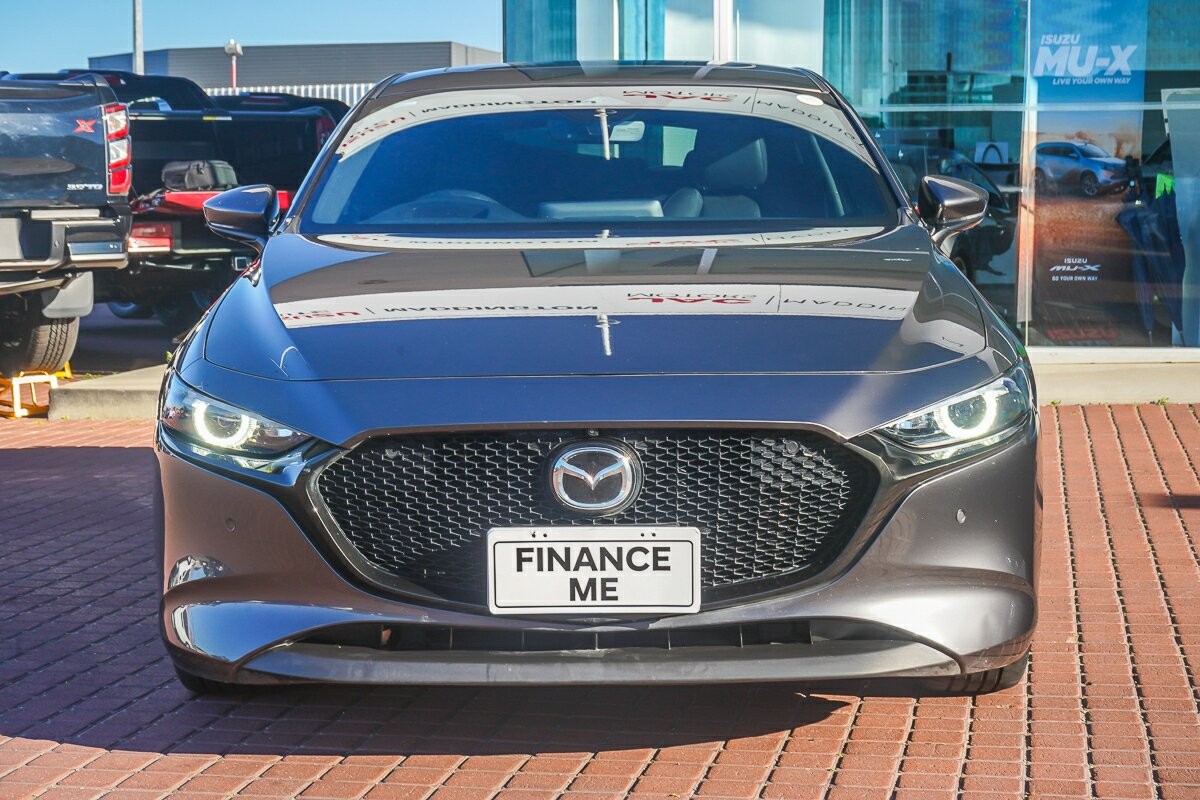 Mazda 3 image 3