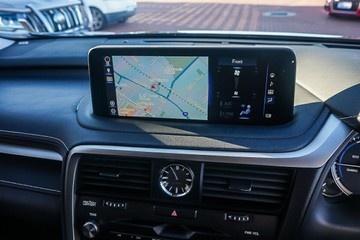 https://vehicle-cdn.autoleague.cloud/32225_81010087_21.jpg