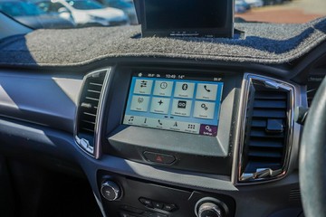 https://vehicle-cdn.autoleague.cloud/32225_81010088_17.jpg