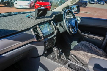 https://vehicle-cdn.autoleague.cloud/32225_81010088_20.jpg
