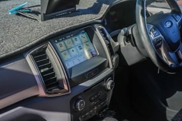 https://vehicle-cdn.autoleague.cloud/32225_81010088_21.jpg