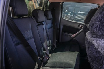 https://vehicle-cdn.autoleague.cloud/32225_81010088_9.jpg