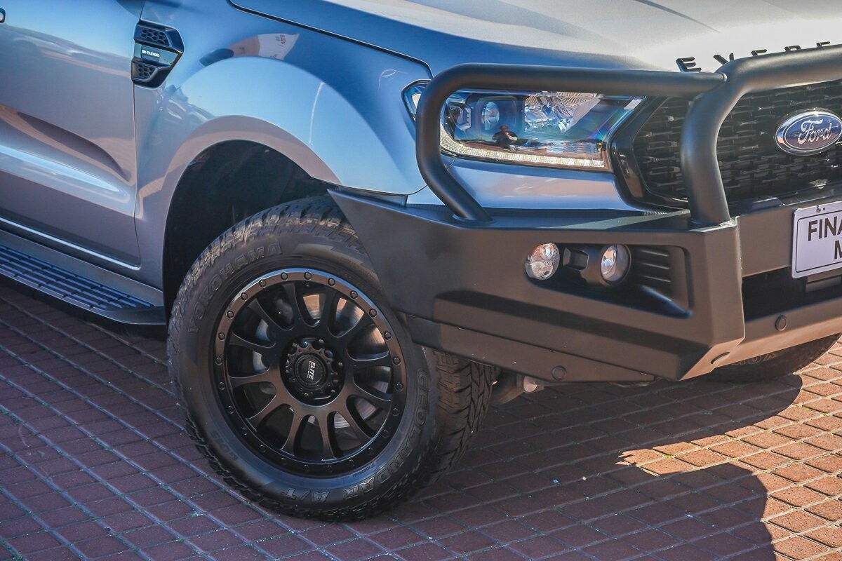 Ford Everest image 2