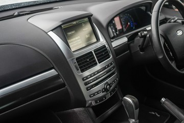 https://vehicle-cdn.autoleague.cloud/32225_81010112_20.jpg