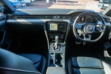 https://vehicle-cdn.autoleague.cloud/32225_81010113_10.jpg