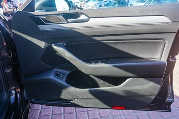 https://vehicle-cdn.autoleague.cloud/32225_81010113_11.jpg