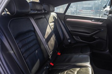 https://vehicle-cdn.autoleague.cloud/32225_81010113_9.jpg