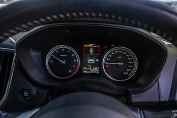 https://vehicle-cdn.autoleague.cloud/32225_81010130_15.jpg