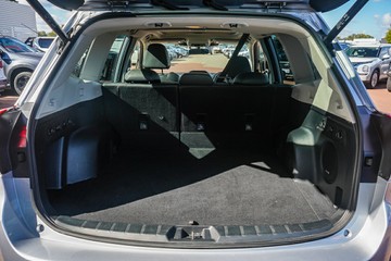 https://vehicle-cdn.autoleague.cloud/32225_81010130_18.jpg