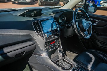 https://vehicle-cdn.autoleague.cloud/32225_81010130_19.jpg