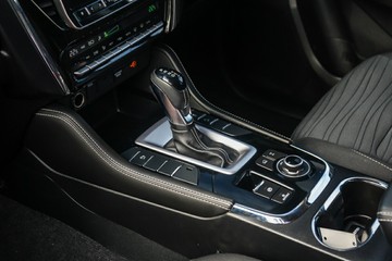https://vehicle-cdn.autoleague.cloud/32225_81010132_22.jpg