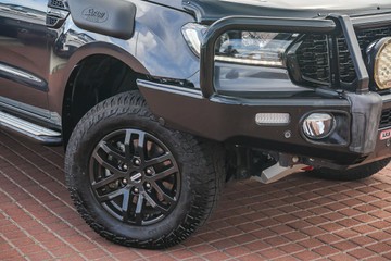 https://vehicle-cdn.autoleague.cloud/32225_81010142_2.jpg