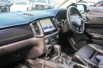 https://vehicle-cdn.autoleague.cloud/32225_81010142_20.jpg
