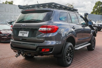 https://vehicle-cdn.autoleague.cloud/32225_81010142_8.jpg