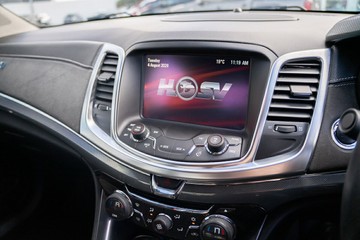 https://vehicle-cdn.autoleague.cloud/32225_81010143_13.jpg