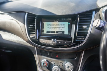 https://vehicle-cdn.autoleague.cloud/32225_81010145_17.jpg