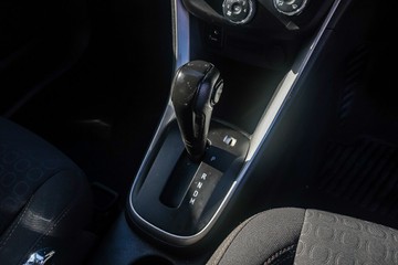https://vehicle-cdn.autoleague.cloud/32225_81010145_18.jpg