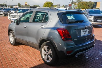 https://vehicle-cdn.autoleague.cloud/32225_81010145_6.jpg