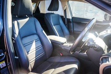 https://vehicle-cdn.autoleague.cloud/32225_81010179_14.jpg