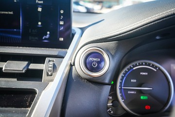 https://vehicle-cdn.autoleague.cloud/32225_81010179_20.jpg
