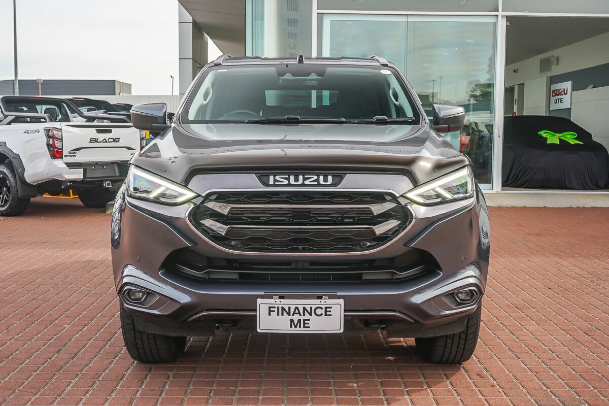 Isuzu Mu-x image 3