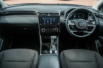 https://vehicle-cdn.autoleague.cloud/32225_81010183_10.jpg