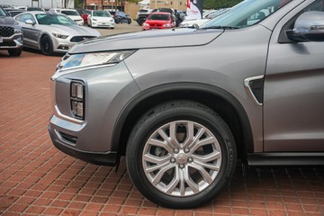 https://vehicle-cdn.autoleague.cloud/32225_81010184_5.jpg