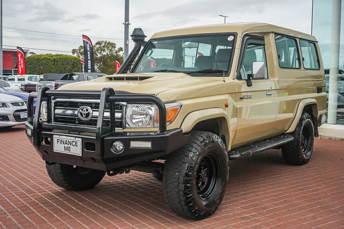 Toyota Landcruiser image 4