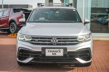 https://vehicle-cdn.autoleague.cloud/32225_81010190_3.jpg