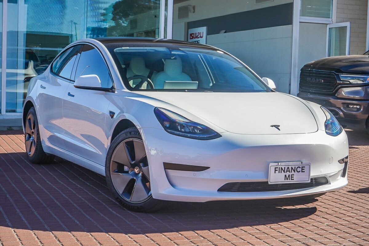 Tesla Model 3 image 1